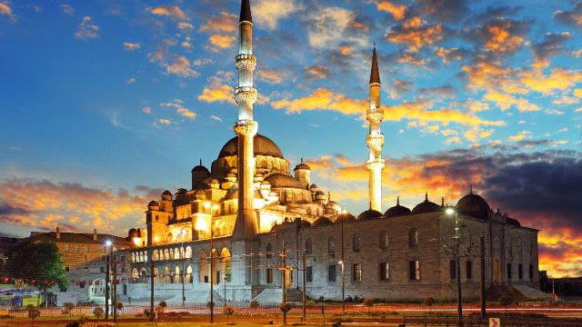La Moschea di Eyup Sultan - Eyüp Merkez | Secret World Trip Planner