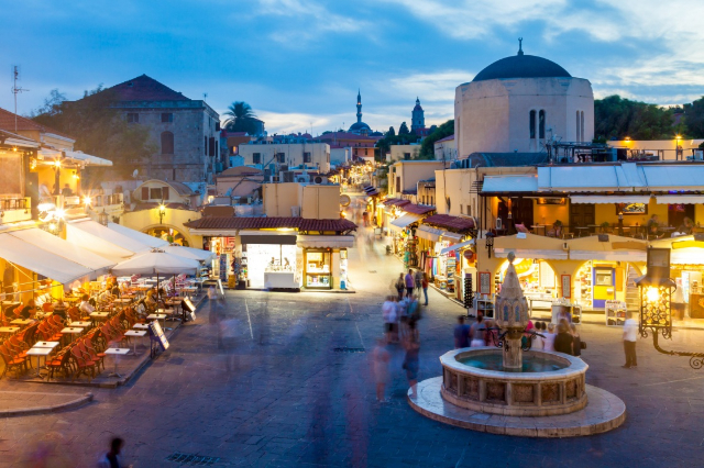 Hippokrates-Platz - Rodos | Secret World Trip Planner