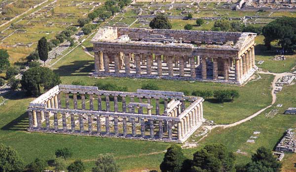 Маъбадҳои Пестум - Paestum Templi | Secret World Trip Planner