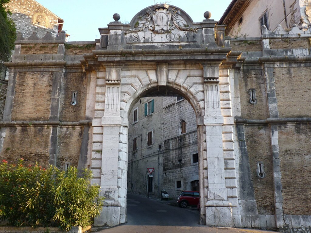 भेरोली - Veroli | Secret World Trip Planner