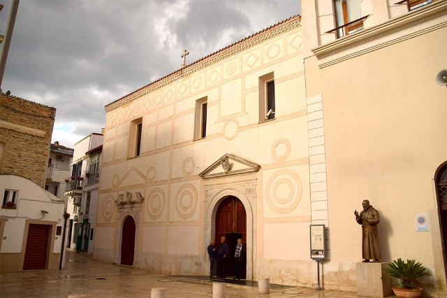Crkva Sant'Antonio (iz samostana) - Pisticci | Secret World Trip Planner