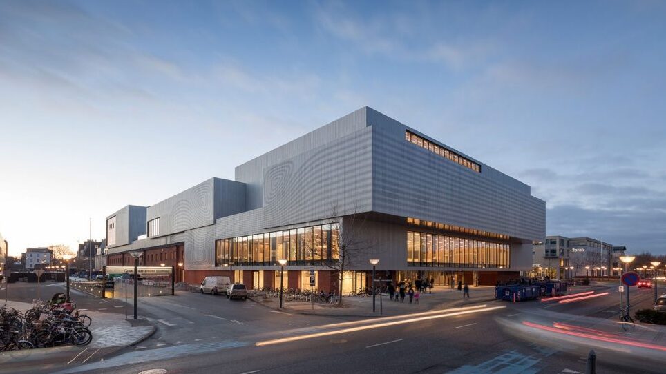 Experimentarium City est le seul centre scientifique pratique du Danemark — Hellerup