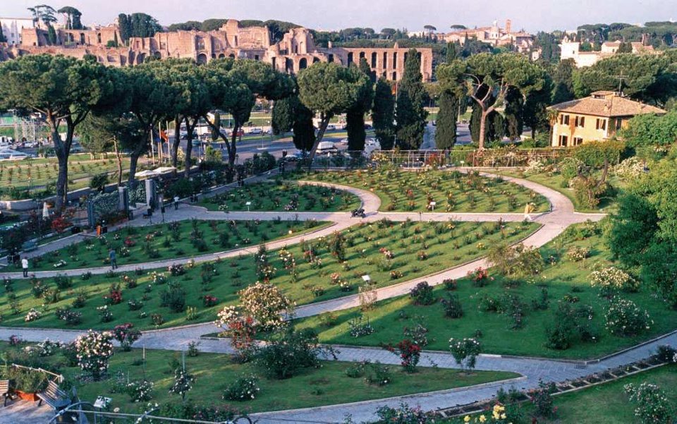 Roseraie municipale sur l'Aventin - Roma | Secret World Trip Planner