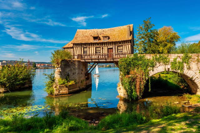 Le vieux moulin de Vernon - Vernon | Secret World Trip Planner