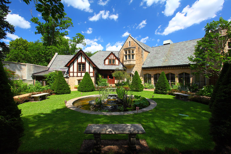 Minneapolis: The Bakken Museum - Minneapolis | Secret World Trip Planner