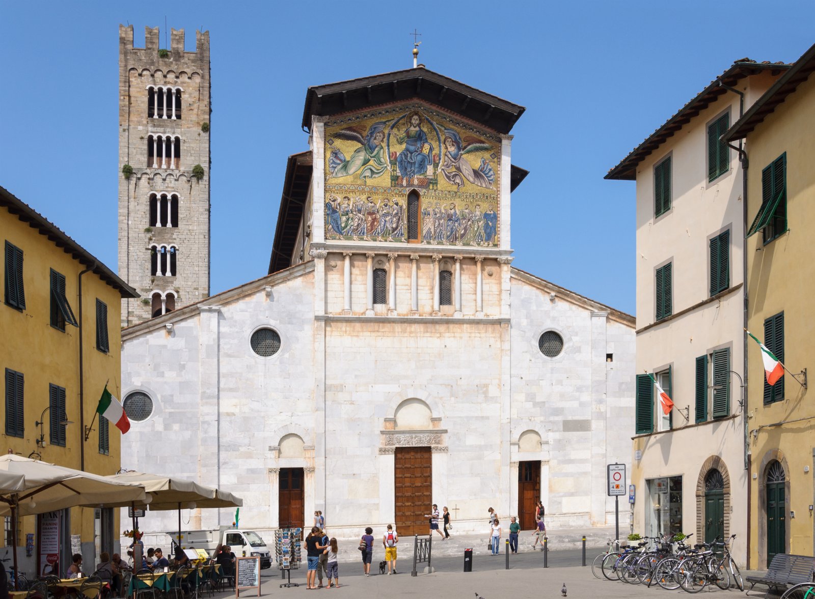 Lucca: Bazilika San Frediano - Lucca | Secret World Trip Planner