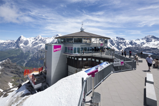 لو شلتھورن پیز گلوریا - Lauterbrunnen | Secret World Trip Planner