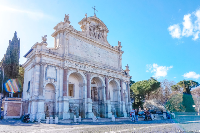 Acqua Paola Fountain - Roma | Secret World Trip Planner