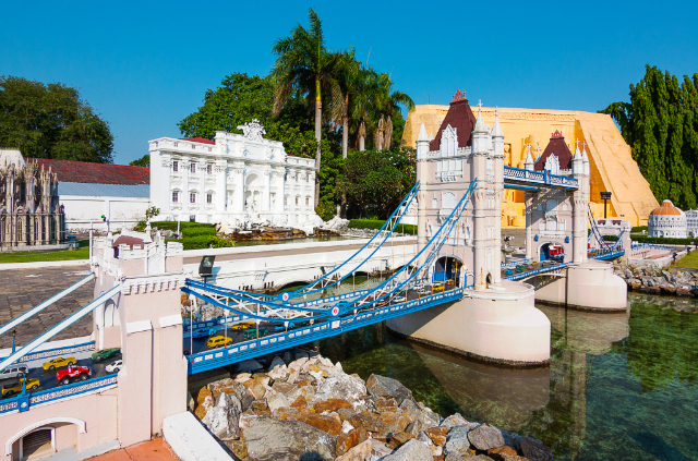 Mini siamois - Muang Pattaya | Secret World Trip Planner