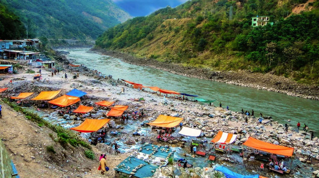 Punto Neelum, - Abbottabad | Secret World Trip Planner