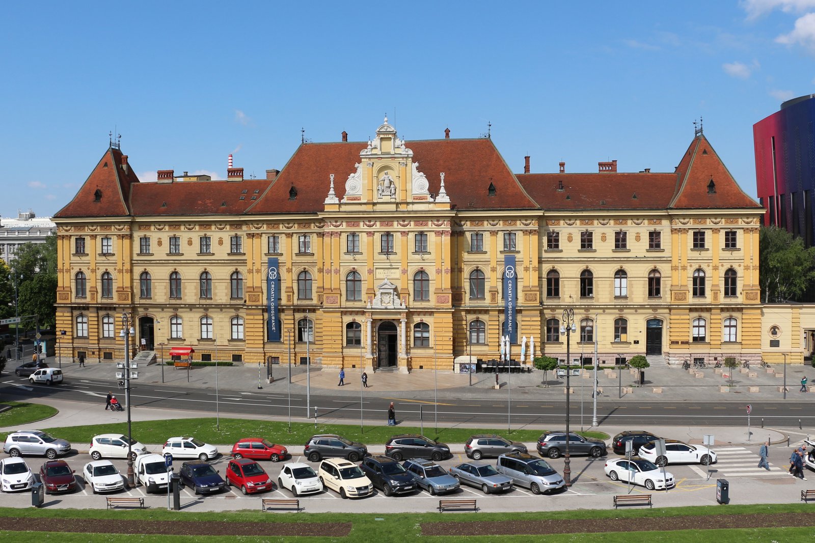 Musée des arts et de l'artisanat de Zagreb - Zagreb | Secret World Trip Planner