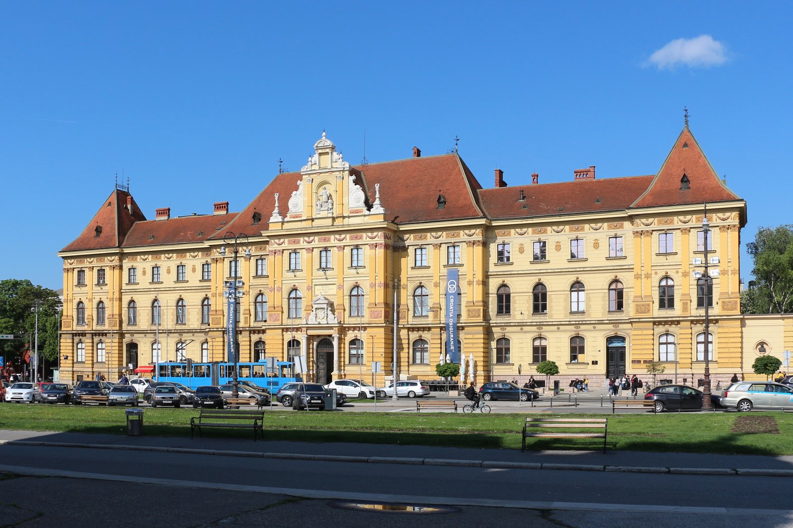 Musée des arts et de l'artisanat de Zagreb - Zagreb | Secret World Trip Planner