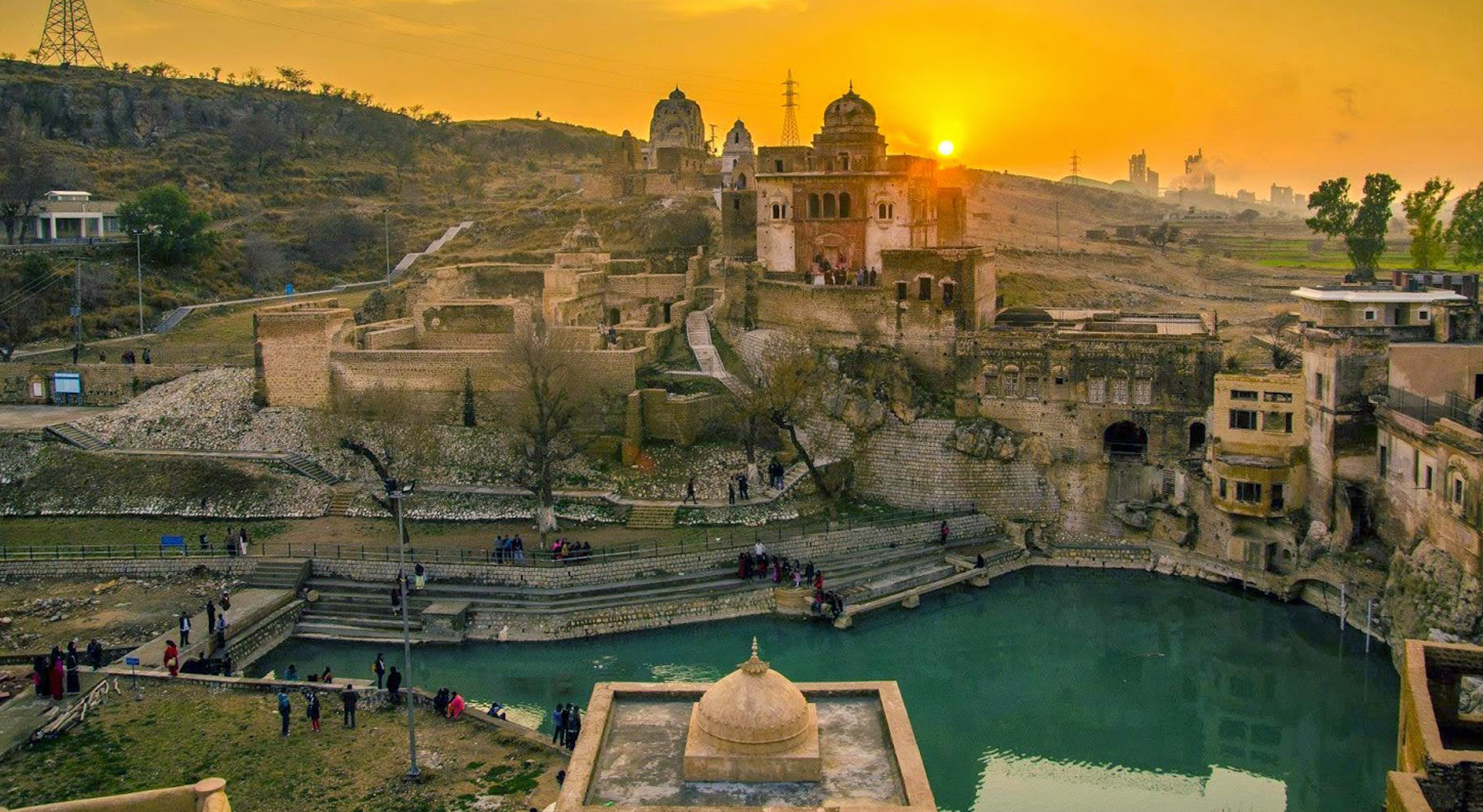 Le temple de Katas Raj au Pakistan — Katas