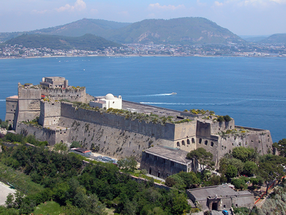 Baia Aragon Kalesi - Bacoli - Bacoli | Secret World Trip Planner