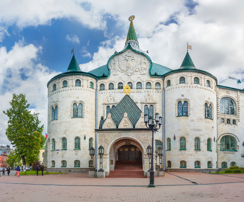 Banque d'État - Nizhnij Novgorod | Secret World Trip Planner