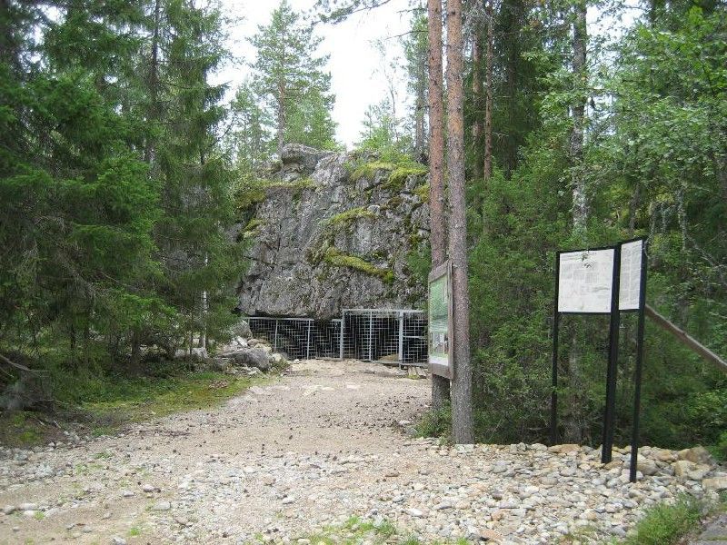 Grotte du loup - Kristiinantie 100 | Secret World Trip Planner