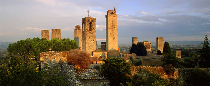 サン・ジミニャーノ - San Gimignano SI | Secret World Trip Planner