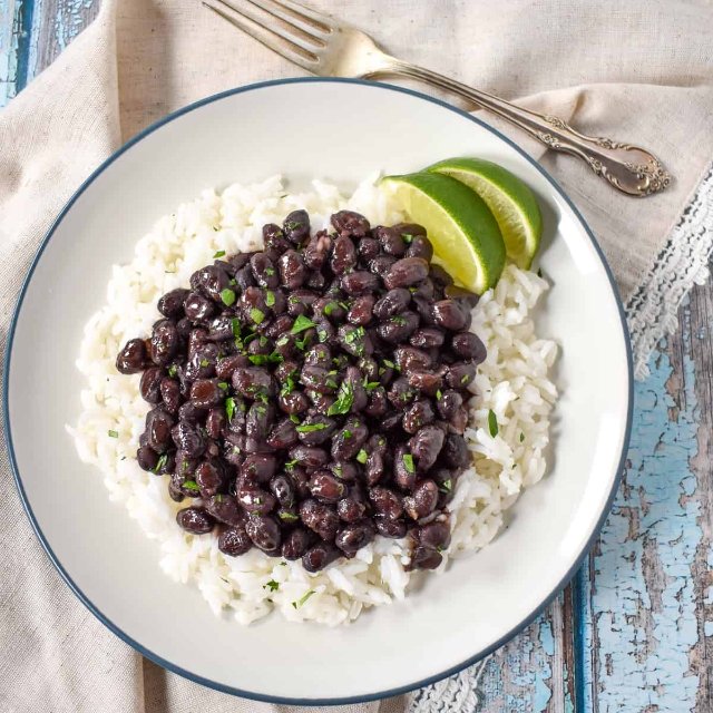 Beans and Rice - L'Avana | Secret World Trip Planner