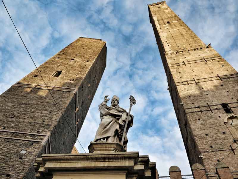 Garisenda-Turm — Bologna