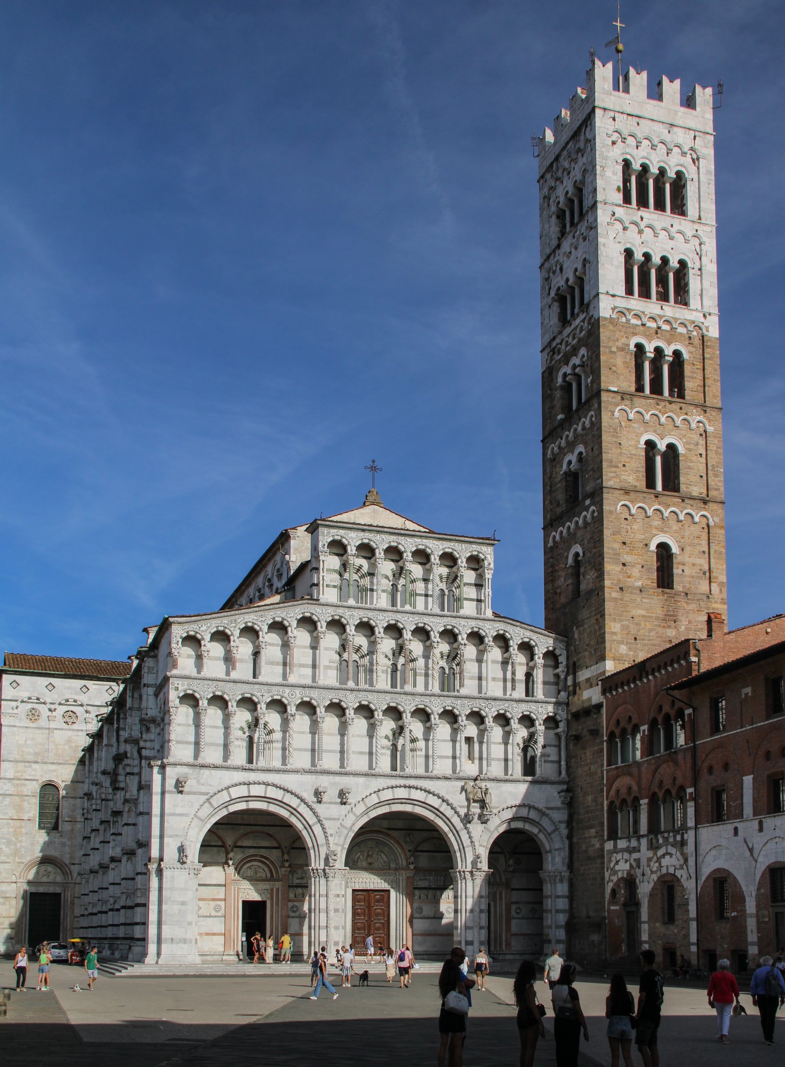 Lucca:ການສິດສົນທະນາຂອງ Ghirlandaio - Lucca | Secret World Trip Planner