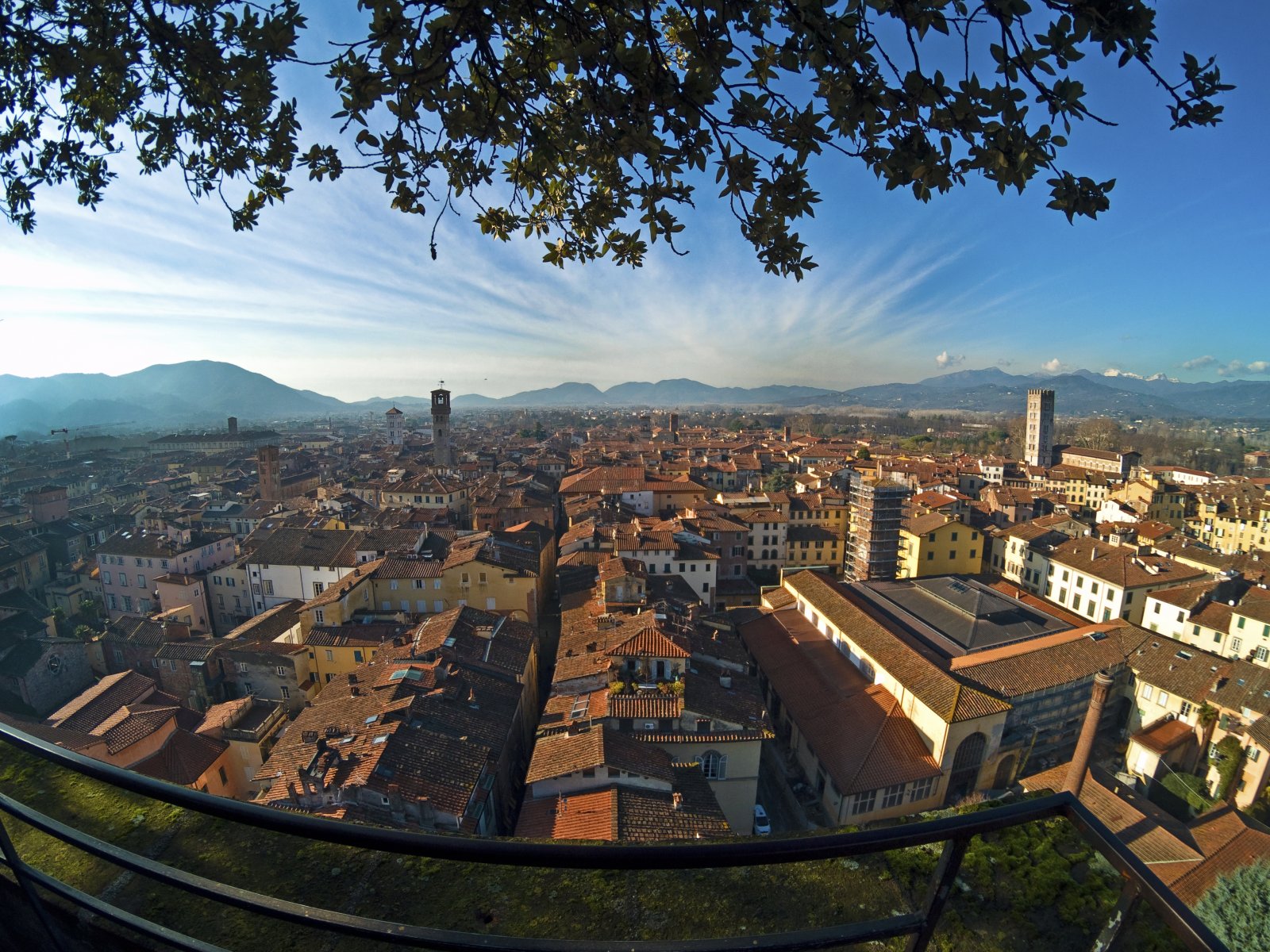 Lucca i njegovi tornjevi. - Lucca | Secret World Trip Planner