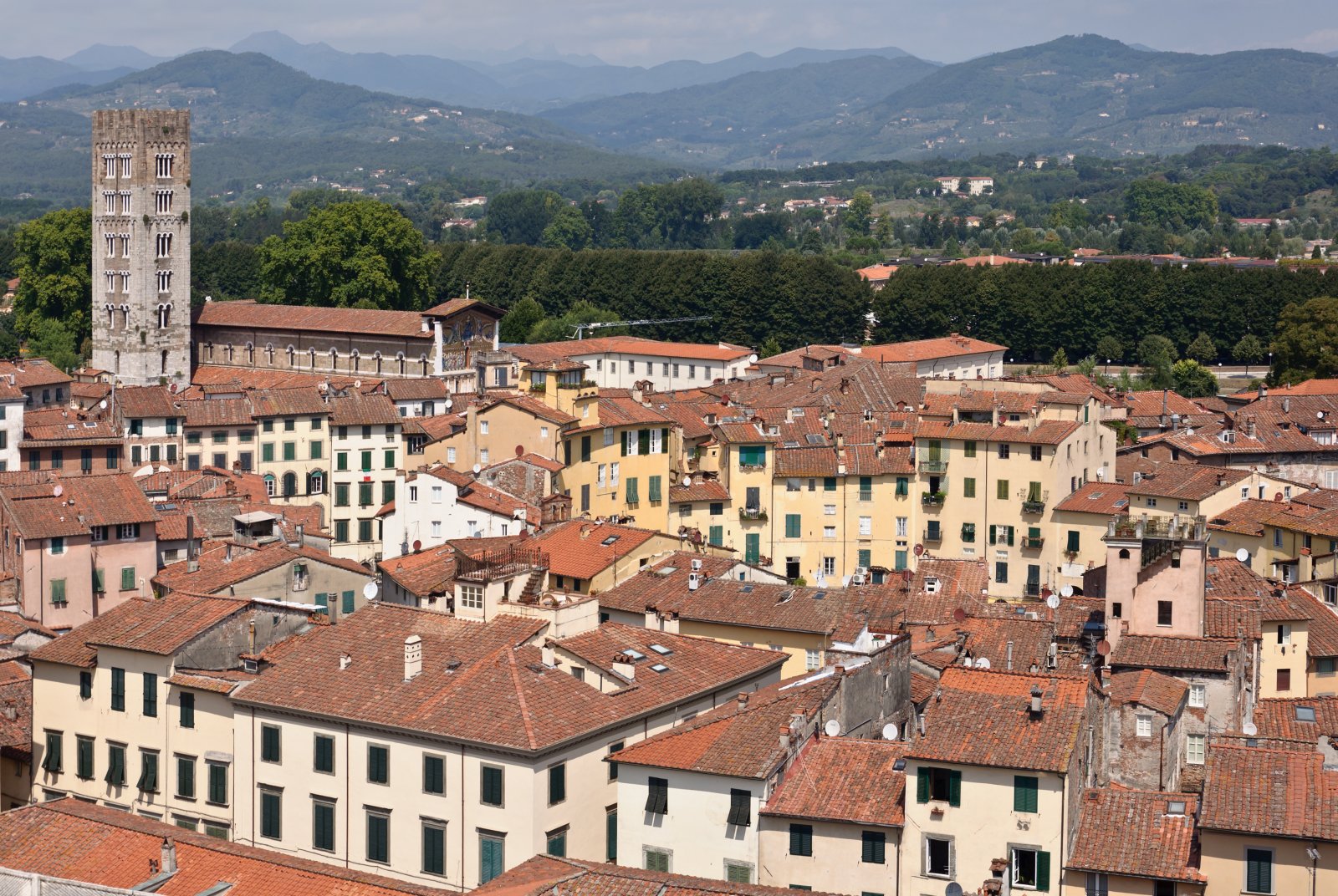 Lucca i njegovi tornjevi. - Lucca | Secret World Trip Planner
