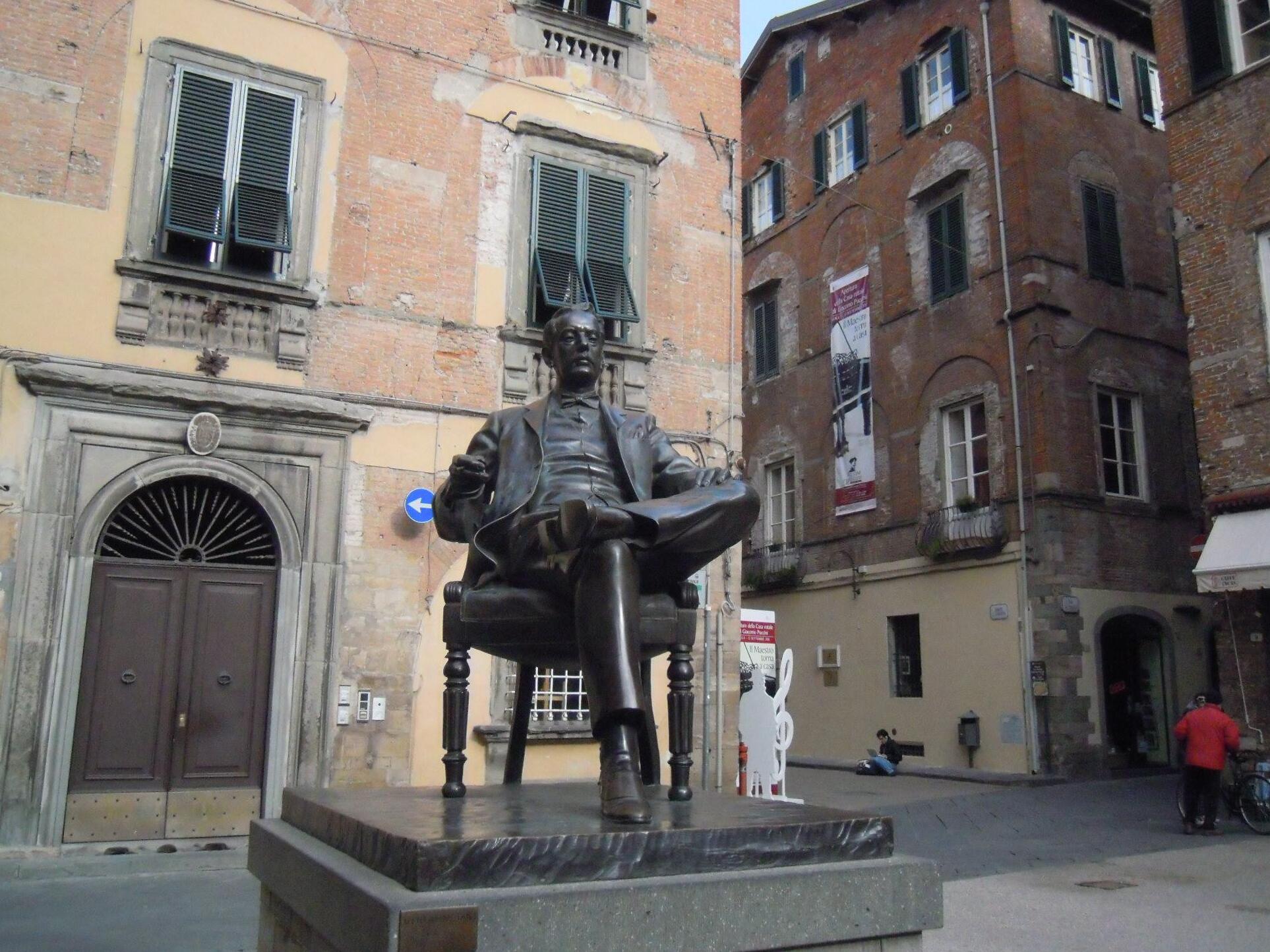 Dom Đakoma Puccinija - Lucca | Secret World Trip Planner