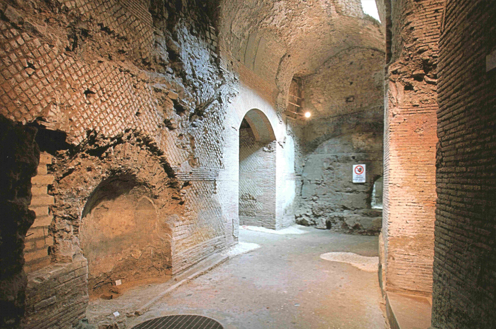 Греко-римський театр Неаполя - Napoli | Secret World Trip Planner