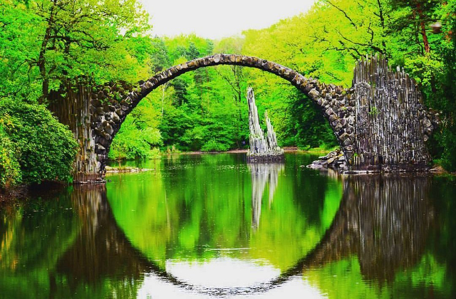 Le pont Il Rakotz à Gablenz - Gablenz | Secret World Trip Planner
