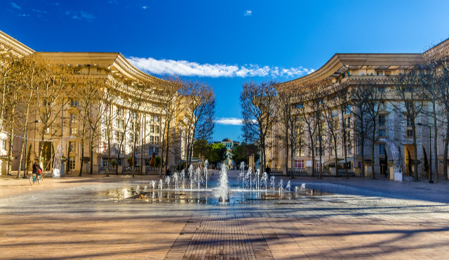 Le quartier Antigone - Montpellier | Secret World Trip Planner
