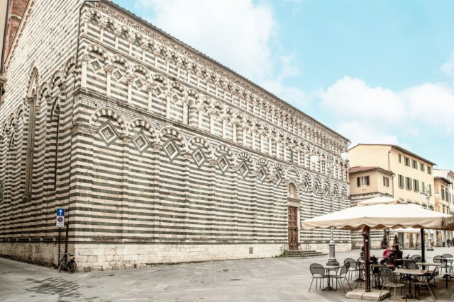 Igrexa de San Giovanni Fuorcivitas - Pistoia | Secret World Trip Planner
