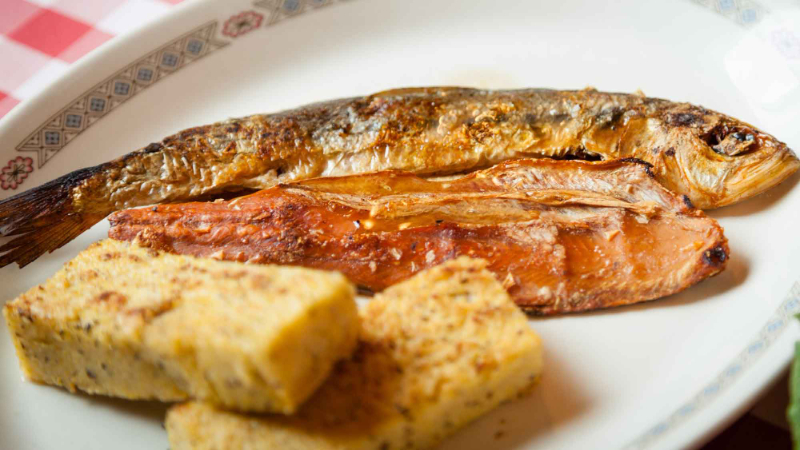 Mossoltini z polentą - Como | Secret World Trip Planner