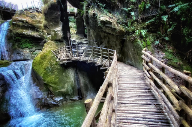 Пячоры Кальерон - Via Grotte del Caglieron | Secret World Trip Planner