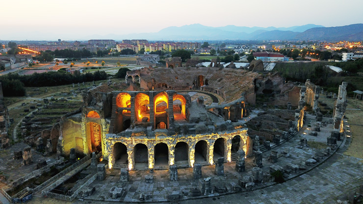 Capua and the second largest Roman amphitheater - Santa Maria Capua Vetere | Secret World Trip Planner