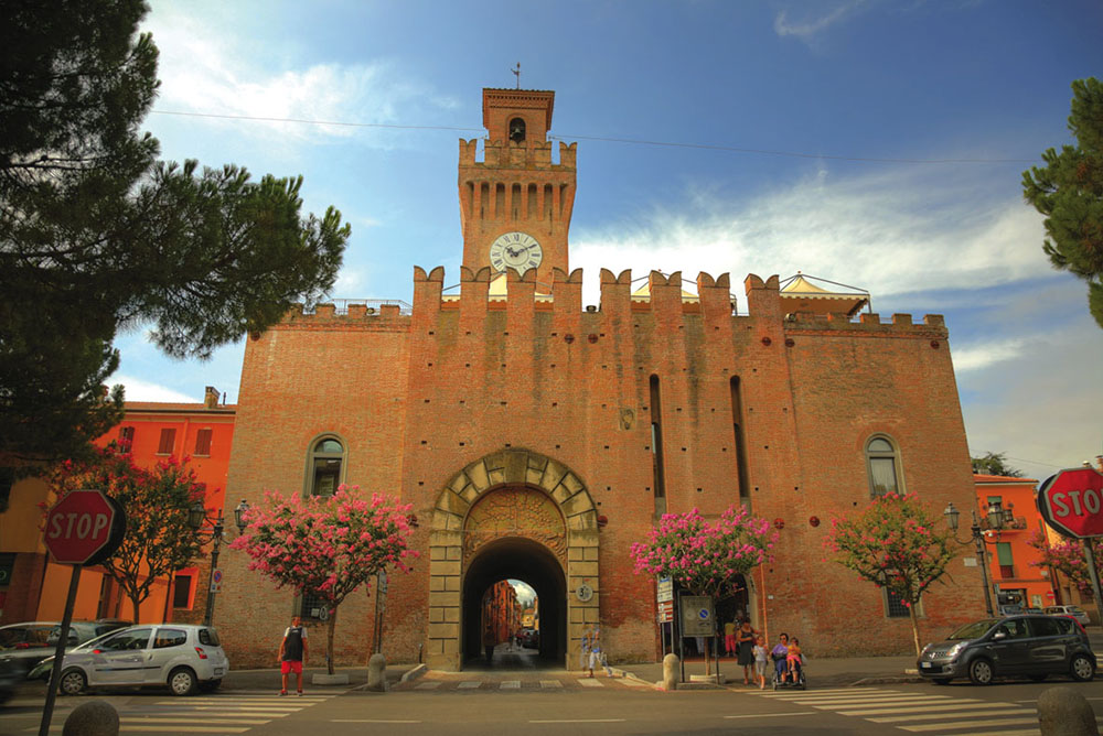 Кастэль Сан-П'етра-Тэрме - Castel San Pietro Terme | Secret World Trip Planner