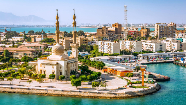 Al Adel Moschee - El Sharq | Secret World Trip Planner