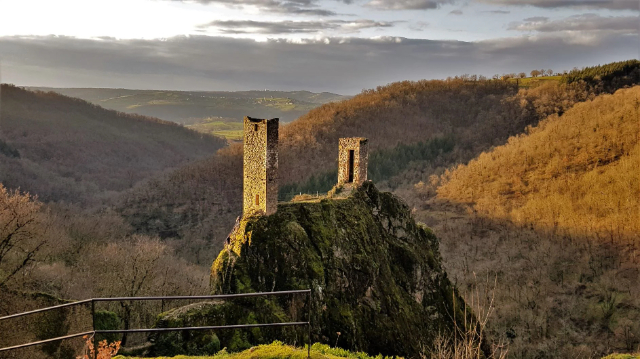 The ruins of Peyrusse-le-Roc - Peyrusse-le-Roc | Secret World Trip Planner