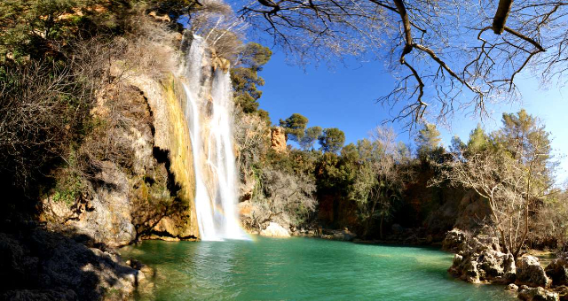 ນ້ຳຕົກ Sillans-la-Cascade - Sillans-la-Cascade | Secret World Trip Planner