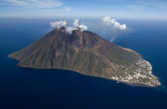 Îles Éoliennes - Lipari | Secret World Trip Planner