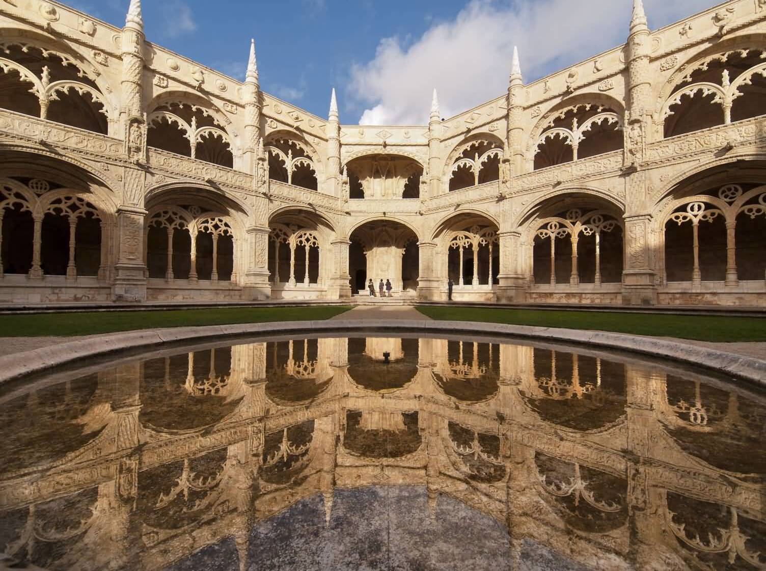 Jeronimos kloster i Belem, Portugal - Lisboa | Secret World Trip Planner