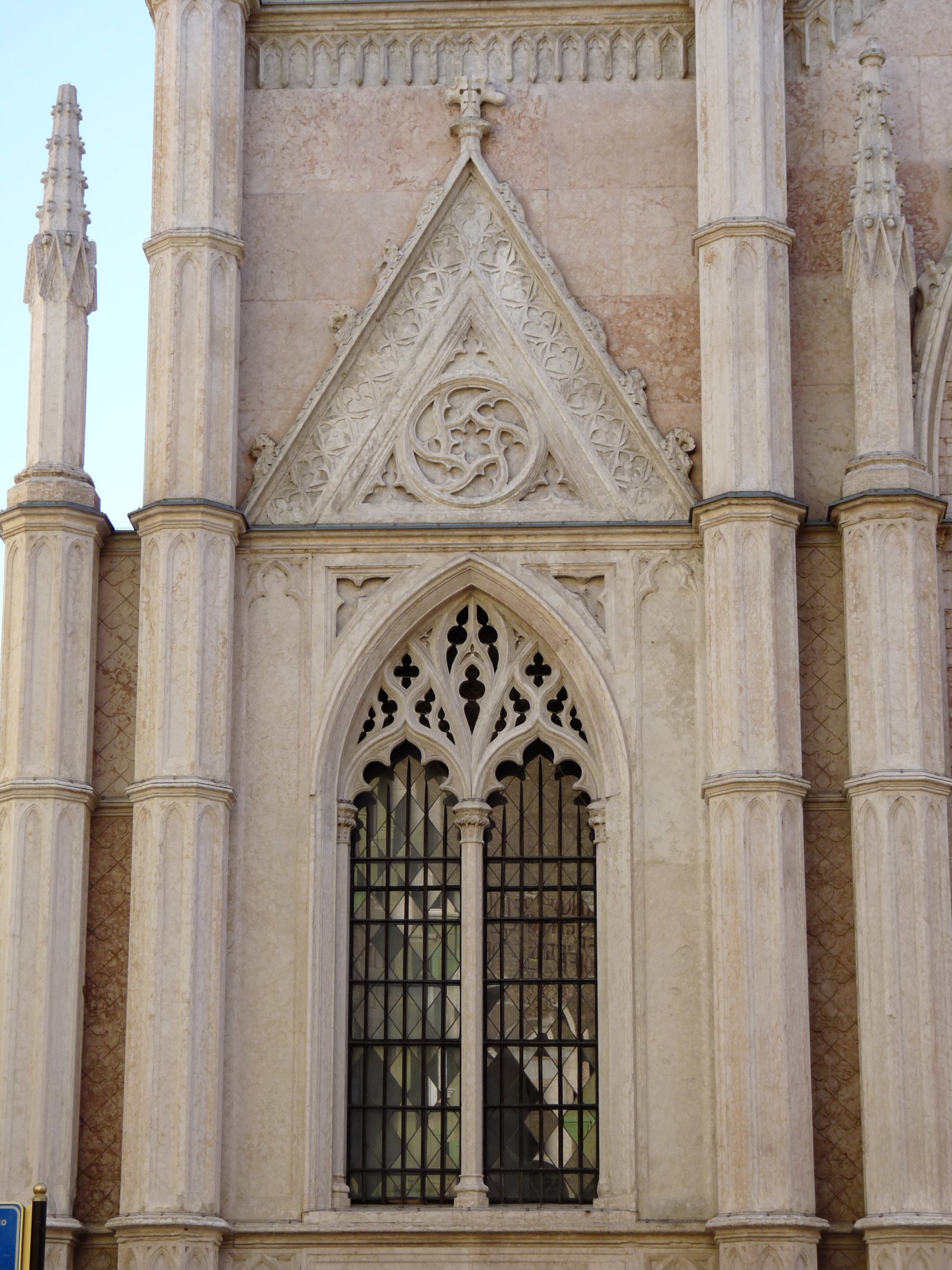 Trento : L'église de S. Pietro, un joyau - Trento | Secret World Trip Planner