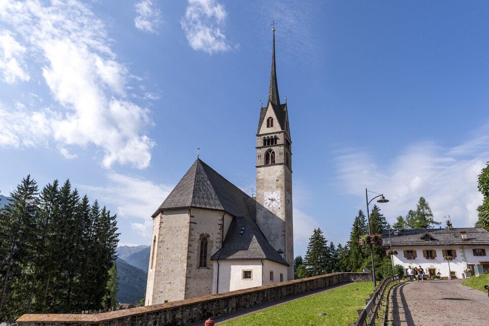 Parish San Giovanni di Vigo di Tempat lain - Pieve Di San Giovanni | Secret World Trip Planner