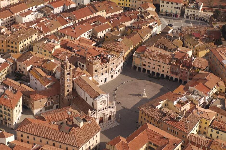 Piazza Dante Alighieri, Grosseto širdis - Grosseto | Secret World Trip Planner