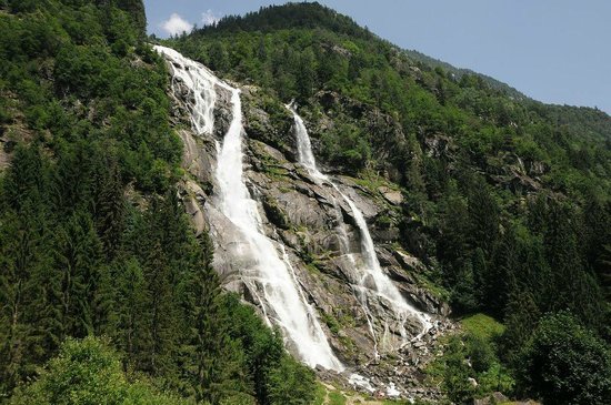 Nardis Bhfál - Cascate Nardis | Secret World Trip Planner