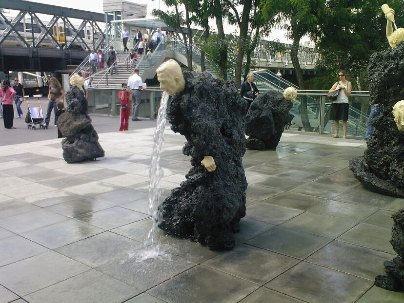 Fontana E Madhe Dhënëse.  - London | Secret World Trip Planner