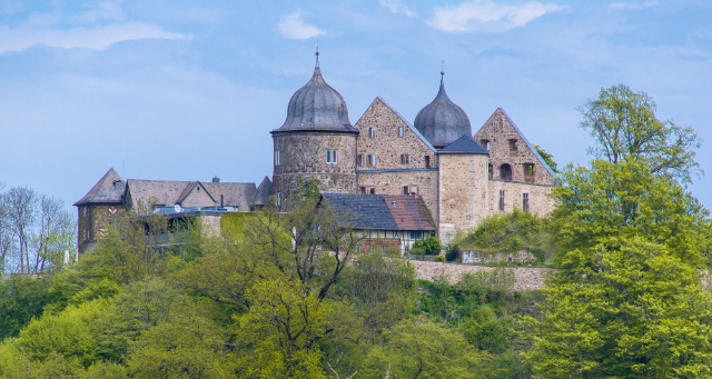 Sababurg : Château de la Belle au bois dormant - Monterusciello | Secret World Trip Planner