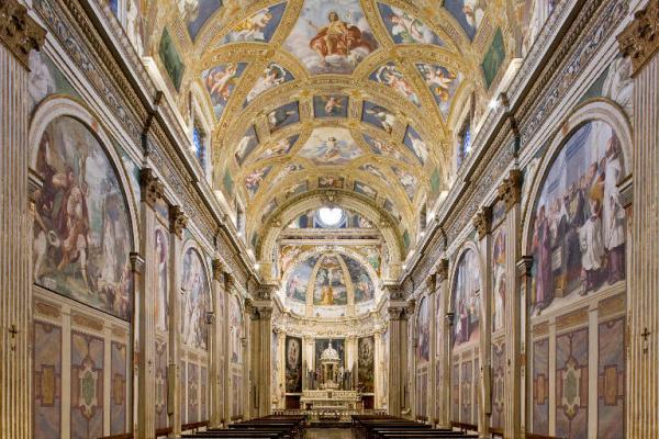 Tansanit-tanzanit - Milano | Secret World Trip Planner