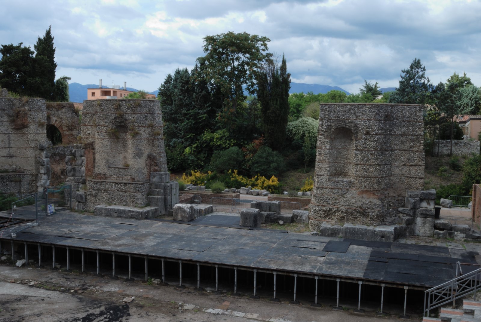 Teatri Romak në Benevento - Benevento | Secret World Trip Planner