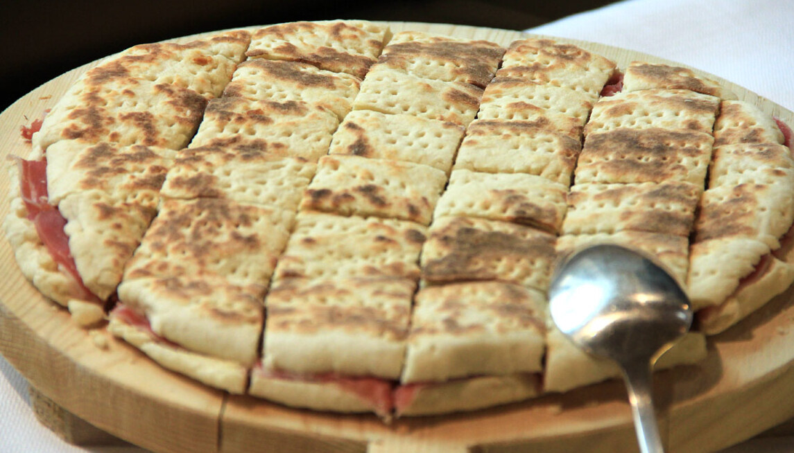 The Text Cake - Todi | Secret World Trip Planner