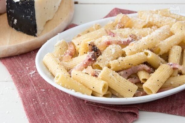 Roma | Pasta alla Gricia - Lazio | Secret World Trip Planner